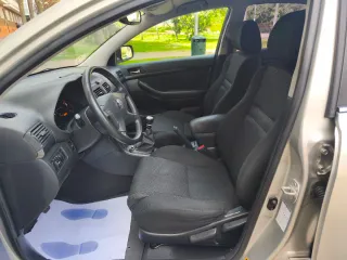 Toyota Avensis 2006