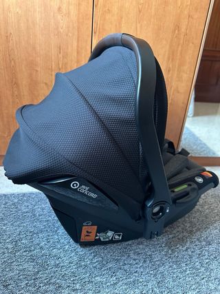 Maxi-cosi Silla de coche porta bebé KOOS ISIZE R1
