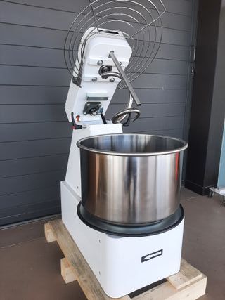AMASADORA EVO 50LT MÓVIL PROFESIONAL