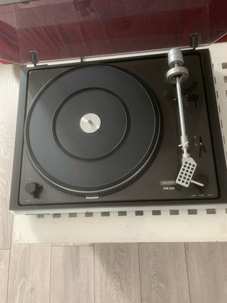 Tocadiscos Grundig  PS 90 Negro y Gris