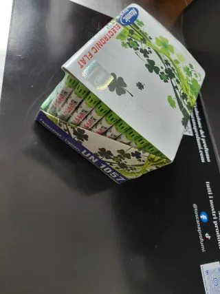 Box accendini 50 pezzi