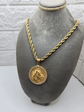 Colgante Acero Quirúrgico Chapado Oro Caballo