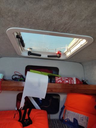 Embarcación Bayliner con motor nuevo