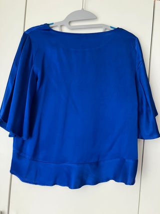 Blusa azul elegante