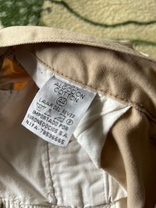 Pantalón beige hombre, talla 44. Nuevo