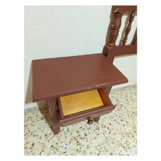 Cabecero y mesita de noche de madera