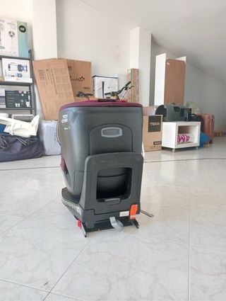 Silla coche Britax Römer con adaptador y funda