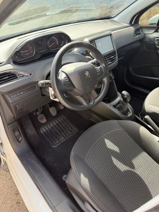 ✅Peugeot 208 2019 1.5HD 100Cv Diesel IVA DEDUCIBLE