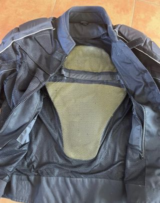 Chaqueta de moto negra
