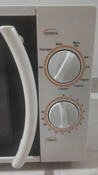 Microondas con grill Fersay