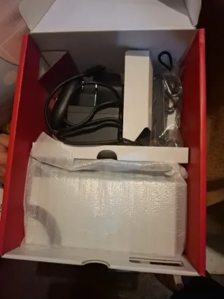 Nintendo Switch OLED Blanca + Mario