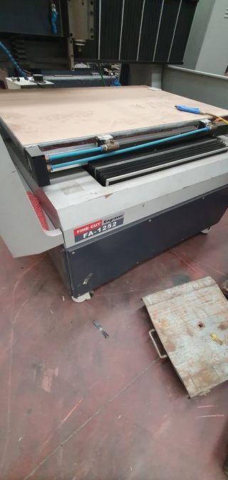 Fresadora CNC FA-1252