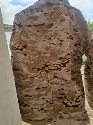 Chaqueta Armada Camuflaje Beige/Marrón