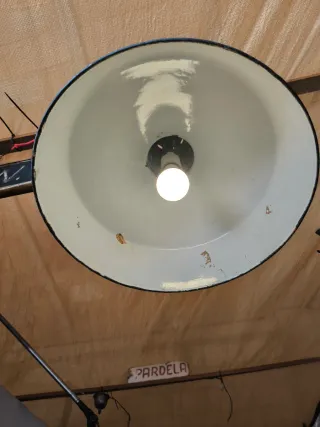 Lámpara Industrial Alemana Antigua