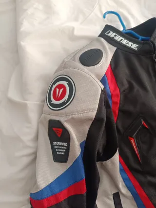 Chaqueta Moto Dainese Negra/Roja/Azul