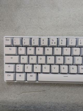 Teclado Mecánico Ranked Nova 60% RGB