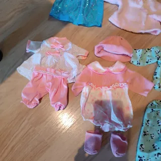 Ropita para muñeca Nenuco