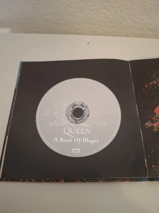 Libro CD Queen: A Kind Of Magic (EMI)