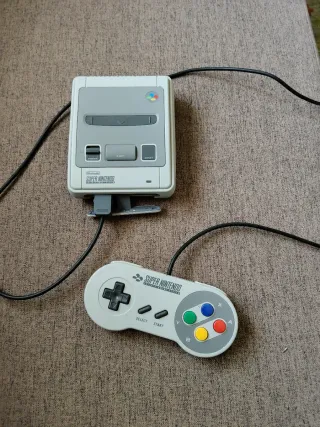 Super Nintendo Mini Consola + 2 Mandos