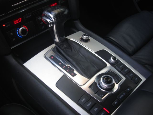Audi Q7 2011