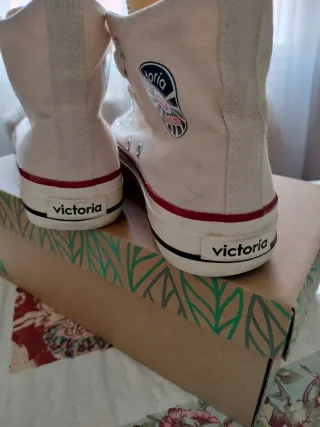 Zapatillas Victoria Beige