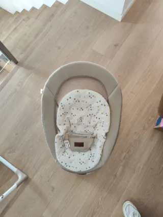 Hamaca eléctrica Jané Moon blanco y beige