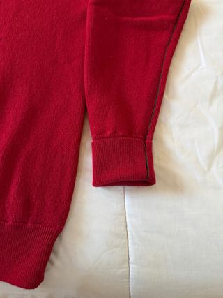 Jersey Lacoste Rojo lana Talla S medidas en foto