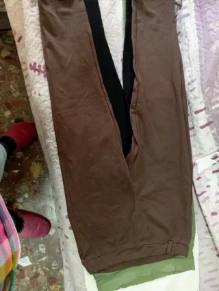 Lote 4 pantalones elásticos Tallas S, M, L. todo