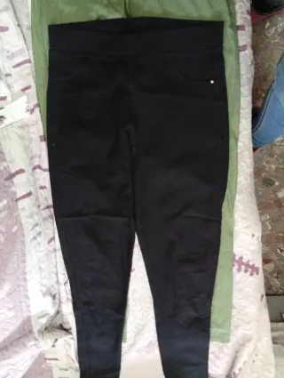 Lote 4 pantalones elásticos Tallas S, M, L. todo