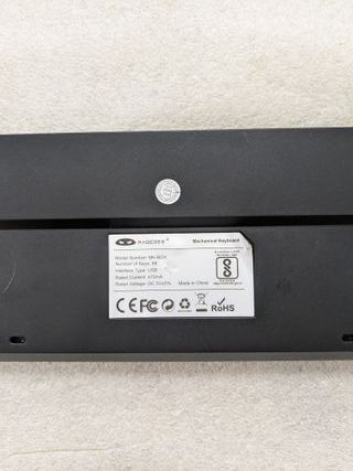 Teclado Mecánico MageGee MK-BOX RGB