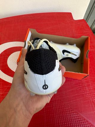 Nike Legend 10 Elite AG-PRO Scarpe Calcio