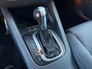 VOLKSWAGEN Golf 3.2 DSG R32 4MOTION