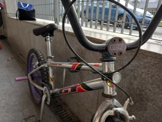 Bicicleta BMX GT Interceptor
