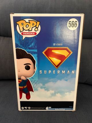 Funko Pop! Superman 566 Jumbo (XL)