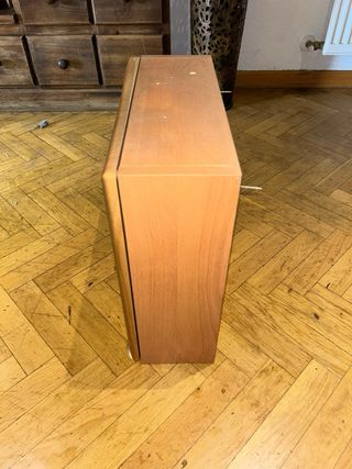 Mueble de baño de madera