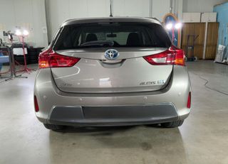 Toyota Auris 1.8 hibrido