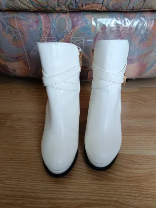Botines tacón blancos talla 40