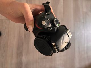 Cámara Nikon D3200 (Solo Cuerpo)