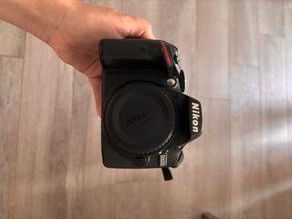 Cámara Nikon D3200 (Solo Cuerpo)