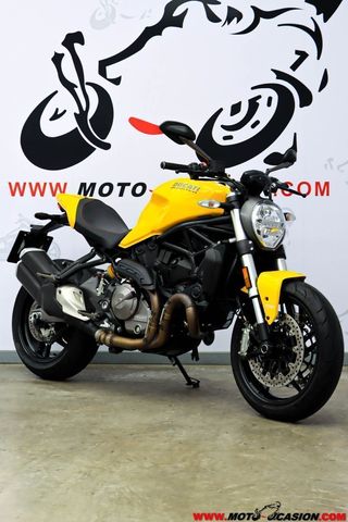 DUCATI MONSTER 821