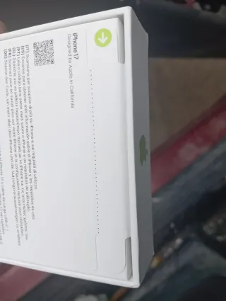 Teléfono móvil Apple verde