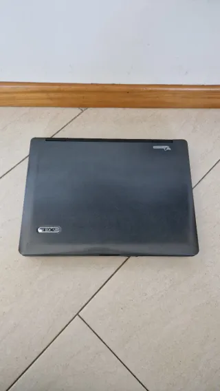 Acer Extensa 5220 Laptop