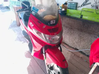 Moto Burman 400cc Maxi Scooter