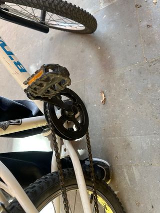 Bicicleta Infantil Btwin Blanca y Azul