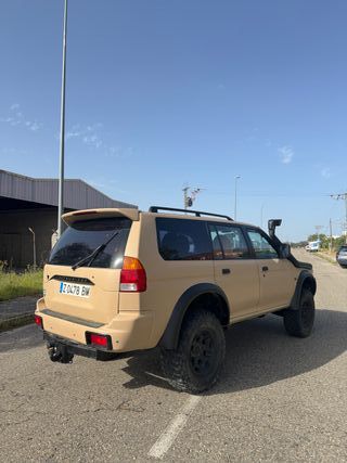 Mitsubishi Montero 1999