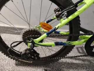 Bicicleta infantil Rockrider verde