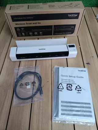 Brother DS940DW. Scanner portatile per documenti A4