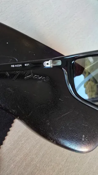 Gafas de sol Ray-Ban RB4034 negras