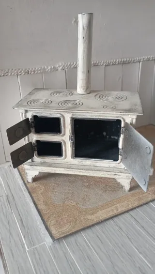 Stufa casa delle bambole Shabby Chic 1:12