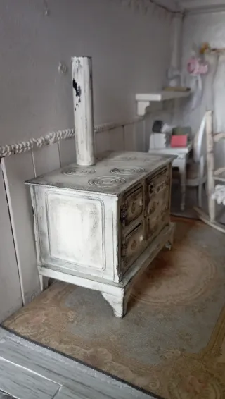 Stufa casa delle bambole Shabby Chic 1:12